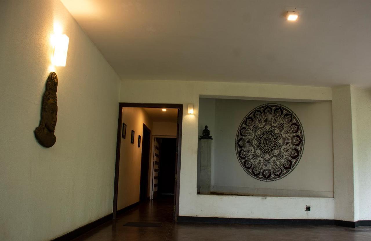 Homies Place - Bistro Bandarawela Bagian luar foto