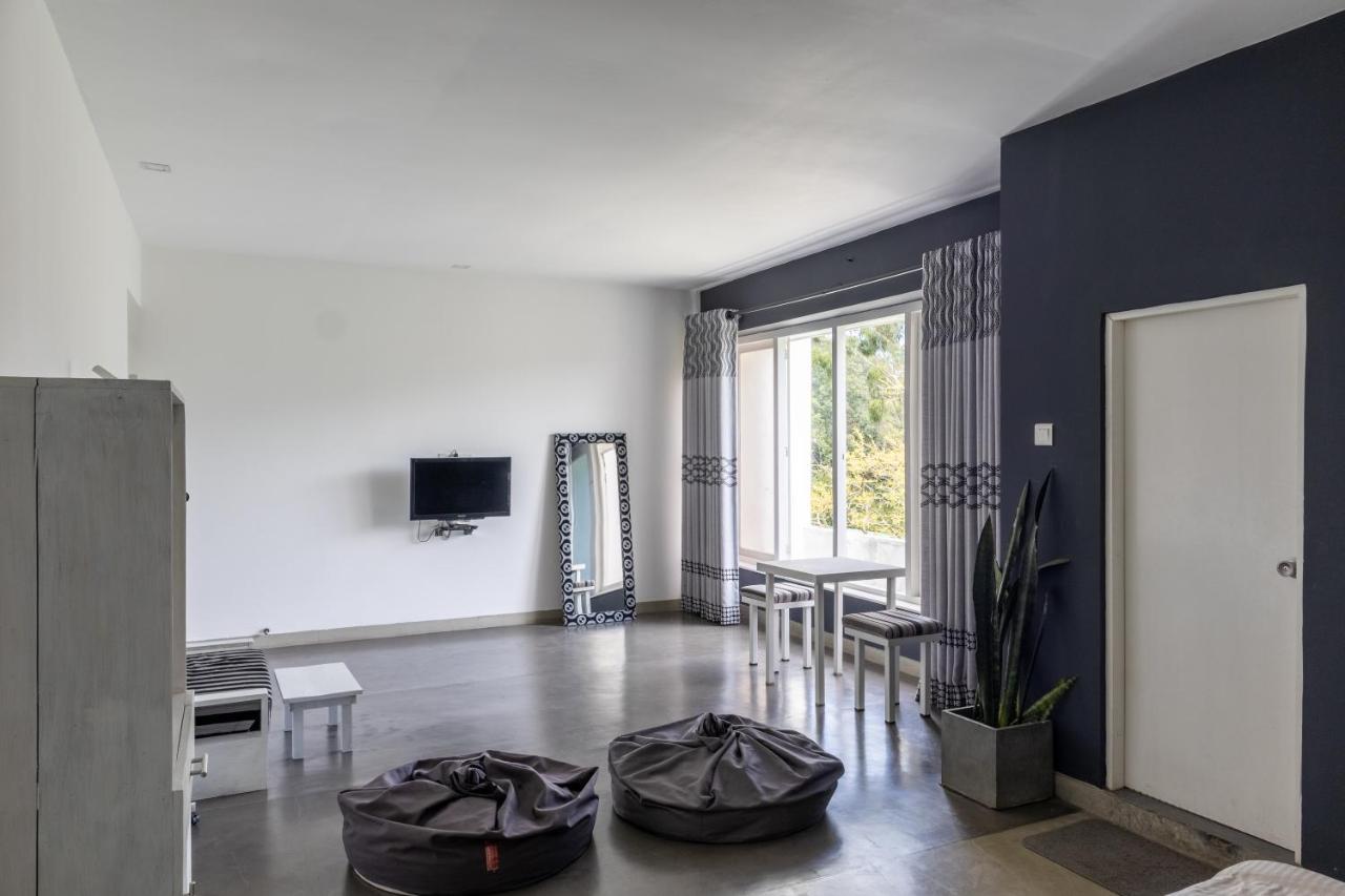 Homies Place - Bistro Bandarawela Bagian luar foto
